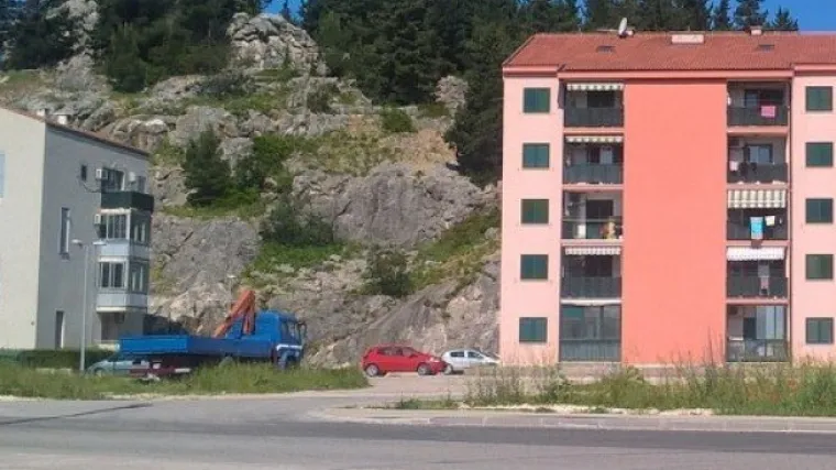 Žena (23) osumnjičena za ubojstvo supruga: tijekom svađe ubola ga nožem u prsa