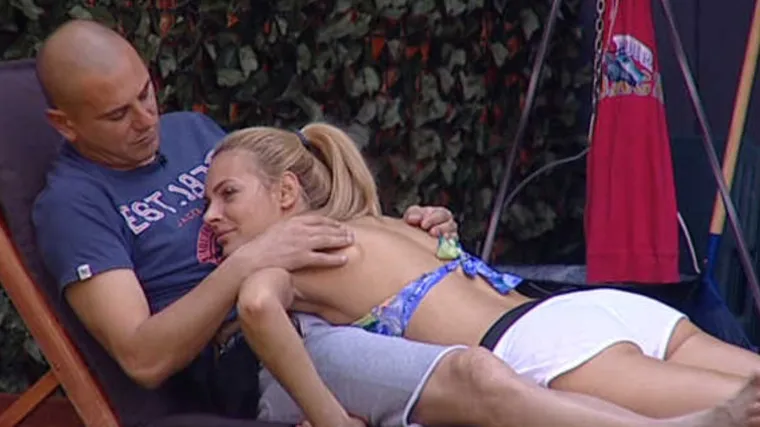 Romano brutalno otjerao Marinu, a onda zaprijetio da će zapaliti Kuću