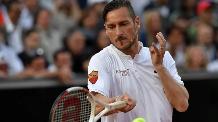 Napadač Rome odu&scaron;evio vje&scaron;tinama s teniskom lopticom