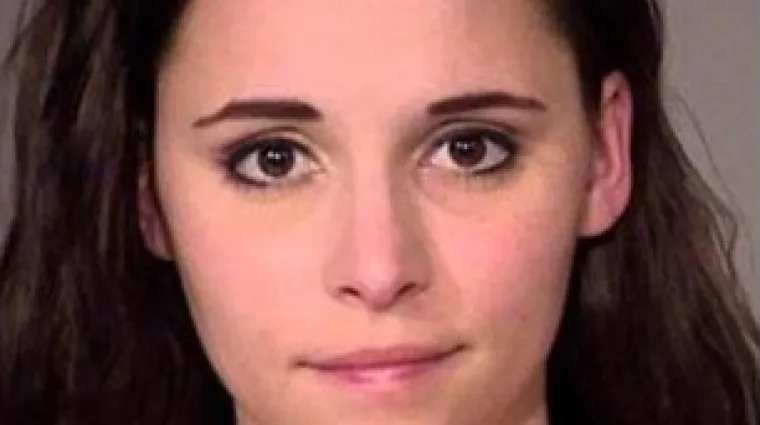 'Dirala me po grudima i međunožju!'