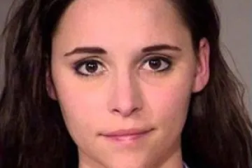 'Dirala me po grudima i međunožju!'