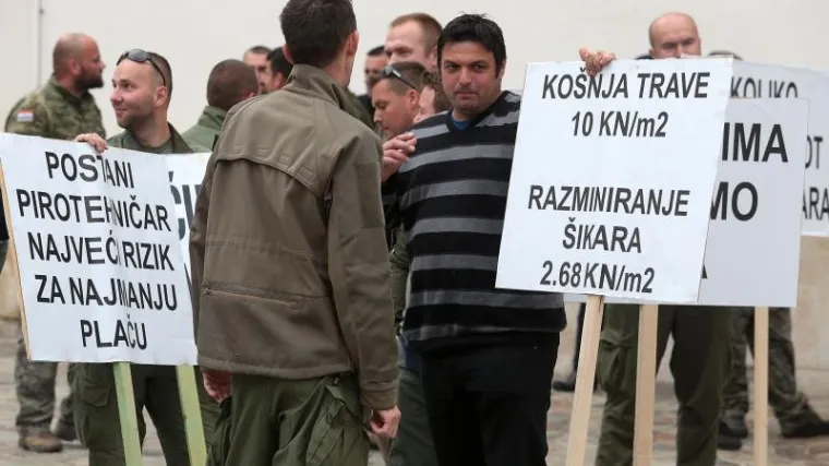'Jedan od najopasnijh poslova je podcijenjen, ostavljen tržištu, a teren nije siguran ni nakon razminiranja'