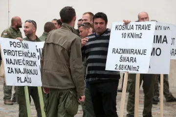 'Jedan od najopasnijh poslova je podcijenjen, ostavljen tržištu, a teren nije siguran ni nakon razminiranja'