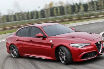 Alfa Romeo Giulia je stigla i oduševila svojim izgledom i performansama