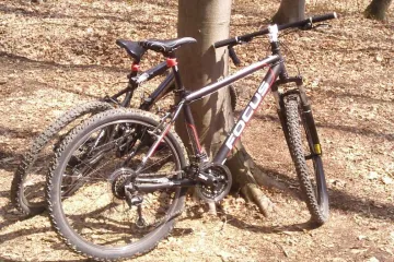 Zaprešićaninu iz garaže ukrali bicikl velike sentimentalne vrijednosti