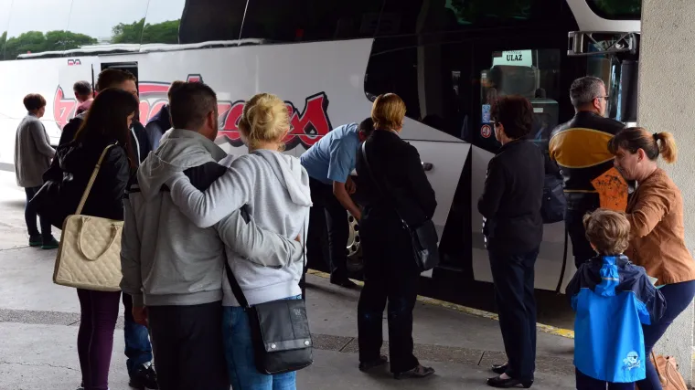 Svaki dan odlaze autobusi puni očajnih Slavonaca koji u vlastitoj domovini ne vide budućnost