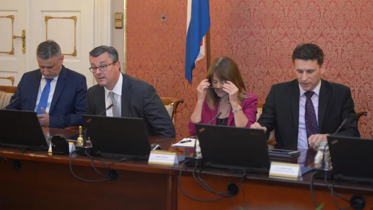 Na zatvorenom dijelu sjednice Vlada raspravljala o pregovaračkim pozicijama RH