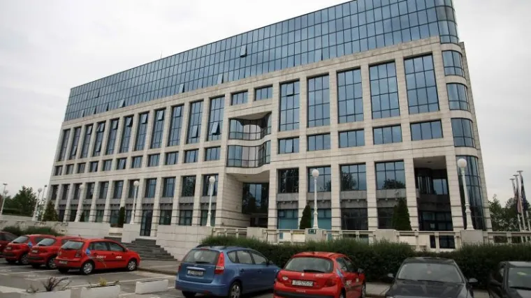 'Hrvatskoj nismo dali nikakvu ponudu oko Ine, a s Anom Šarić nikada nismo surađivali'