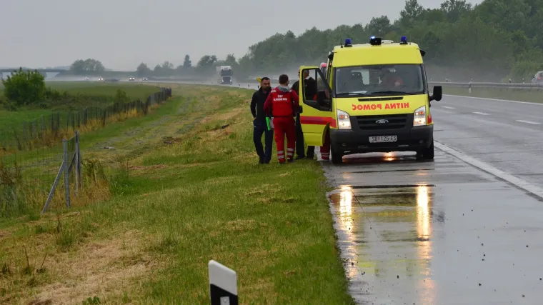 Otkriveno tko je kriv za kaos na autocesti: Rumunjka vozila u krivom smjeru, udarila u kamion pa zavr&scaron;ila u bolnici