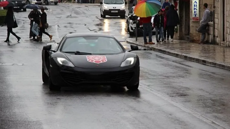Tura Gran Turismo Adriatica 2016. pro&scaron;la kroz Dubrovnik: svi gledali limene zvijeri!