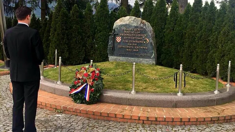 'Vrijeme je da prestanu podjele nametnute od političara koji na njima parazitiraju'