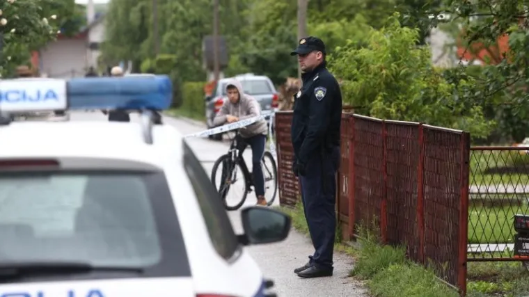 Mu&scaron;karac pucao u ženu i ubio je, potom i on preminuo u bolnici