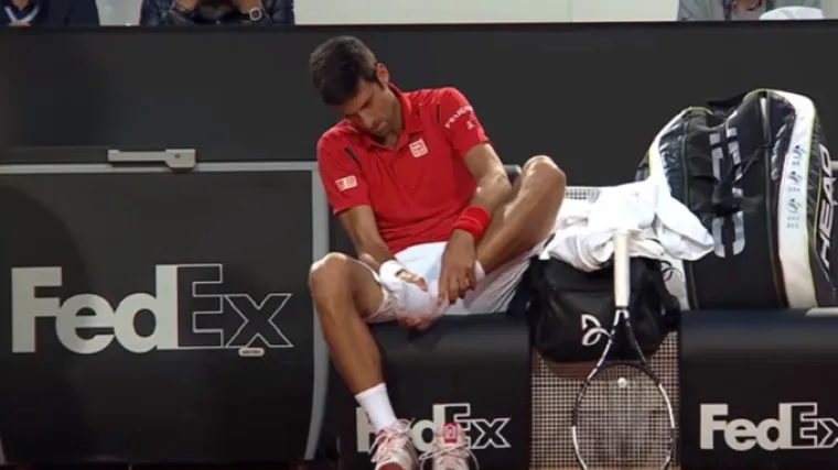 Najbolji svjetski tenisač sam se ozlijedio, ali igrat će u finalu Rima