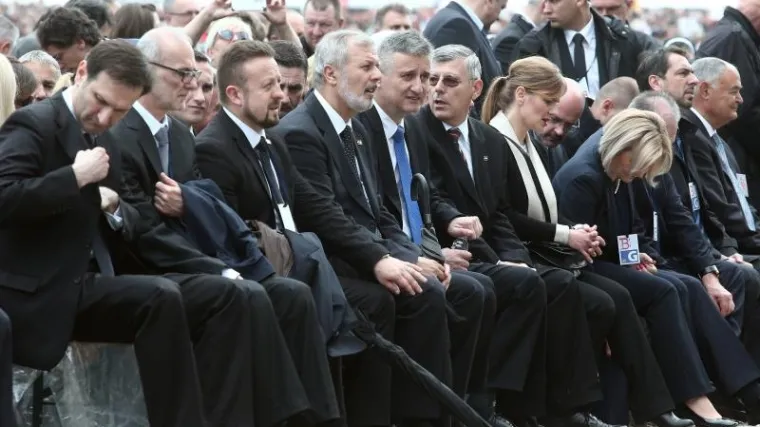 'Prekinimo napokon s podjelama i živimo za budućnost na&scaron;e djece u miru'