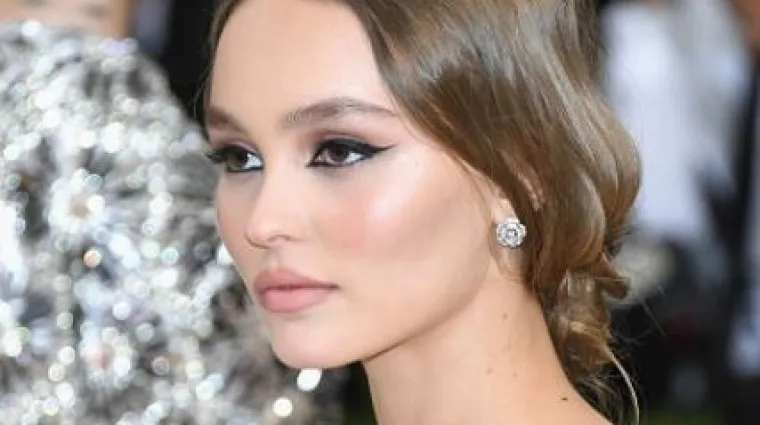 5 rumenila koja skidaju godine s lica