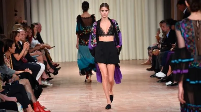 Cvjetni kimono za sunčane dane