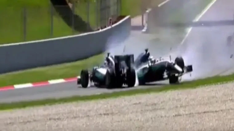Pogledajte sudar momčadskih kolega koji je razbjesnio Mercedesov F1 tim