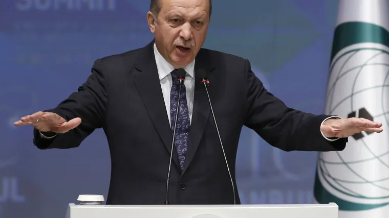 Erdogan: 'Zapad više brine za gayeve i životinje nego sirijske migrante'