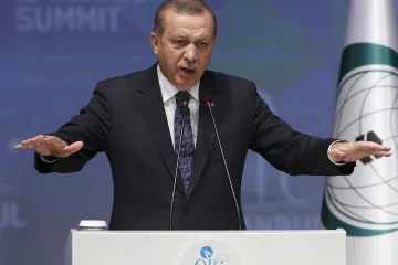 Erdogan: 'Zapad vi&scaron;e brine za gayeve i životinje nego sirijske migrante'