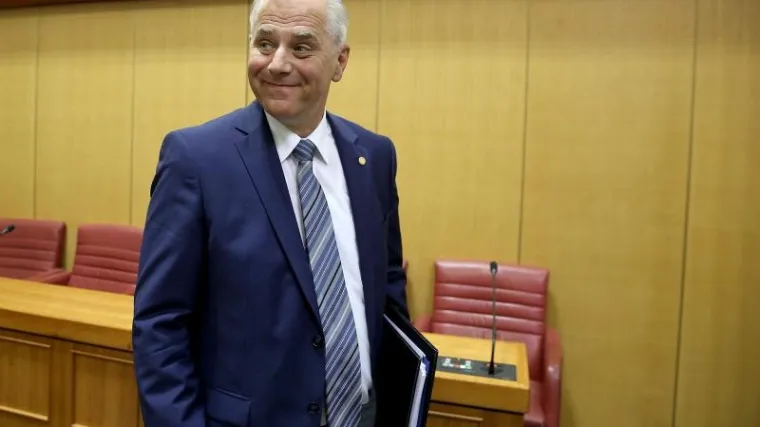 'HDZ samo pokazuje mi&scaron;iće'