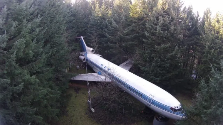 Zavirite u njegov stvarno neobični dom