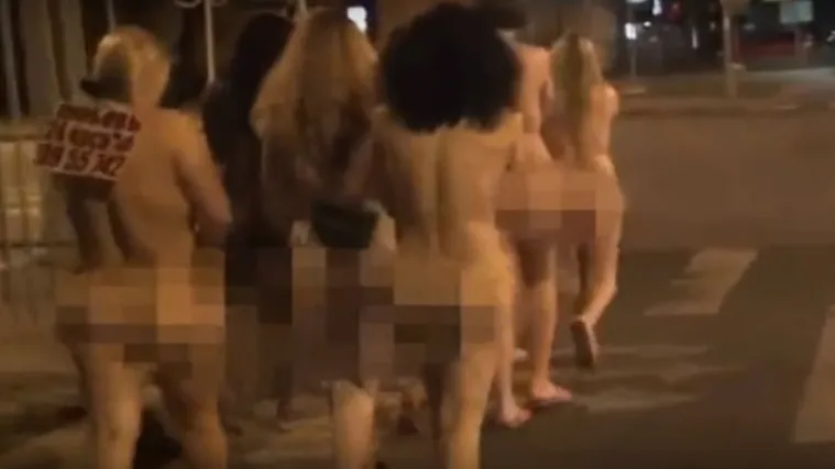 Prostitutke i klijenti morali goli hodati gradom