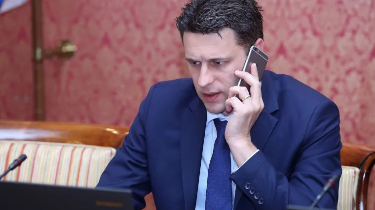 Most se ogradio od Martinovićeve izjave: 'Nema svetih imena i pojedinaca čija bi pozicija bila važnija od cijele Vlade'