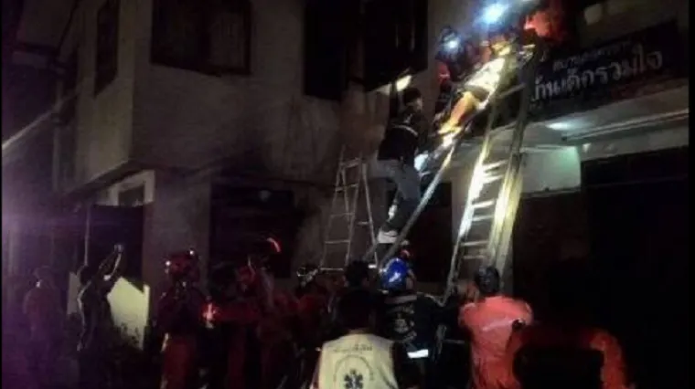 Poginulo najmanje 18 djevojčica, puno je ozlijeđenih