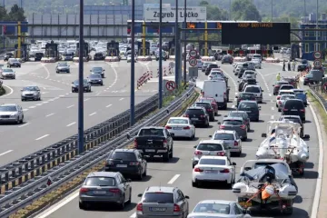Donosimo preporuke: kako izbjeći gužve na cestama i u trajektnim lukama uoči produljenog vikenda!