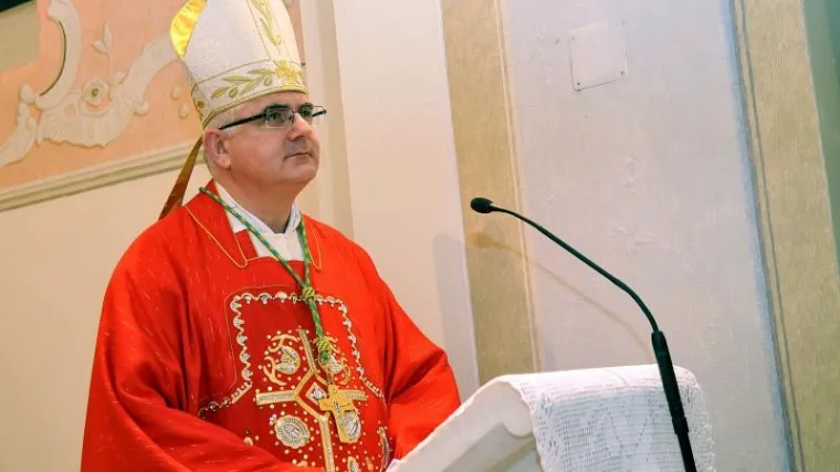 Biskup Uzinić za DD: Stav Crkve o kontracepciji i 'piluli za dan poslije' je jasan