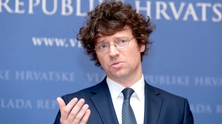 Ministar &Scaron;ustar se oglasio o Jokićevoj ostavci: 'Ne prihvaćam razrje&scaron;enje ekspertne radne skupine'