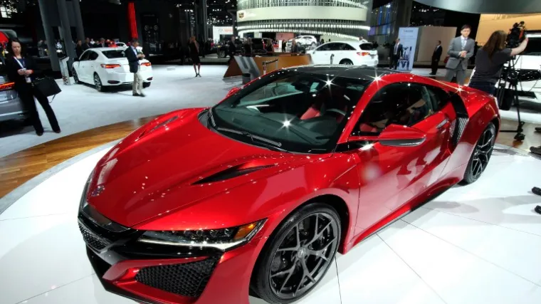 Prvi primjerak nove Honde NSX stigao je u ruke vlasnika koji ga je platio 1,2 milijuna dolara