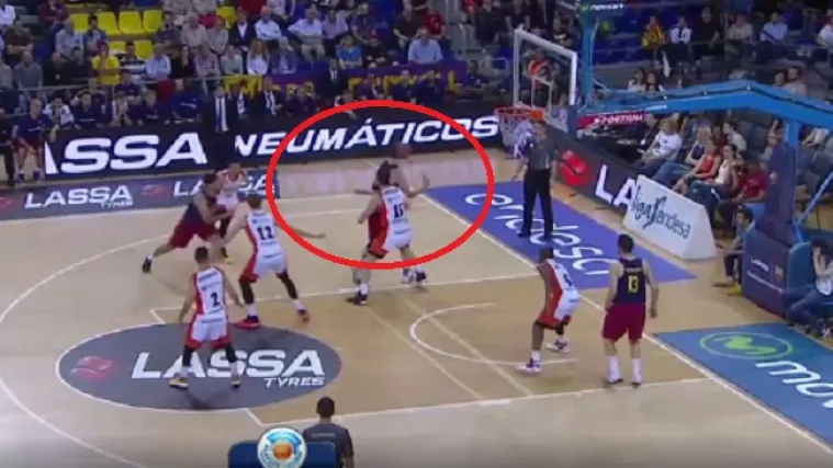 Pogledajte fenomenalan potez hrvatskog ko&scaron;arka&scaron;a koji je odu&scaron;evio &Scaron;panjolce