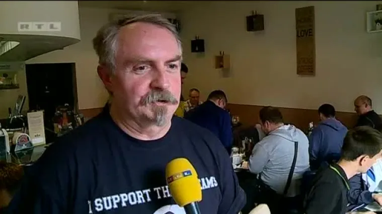 Neki od njih imaju i 50 godina, ali to ih ne sprječava da i dalje skupljaju nogometne sličice