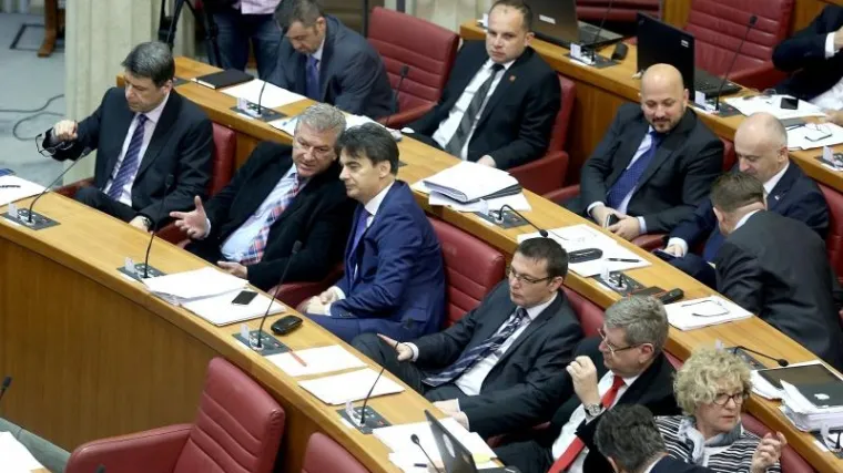 'Trenutno imamo 80 ruku za ru&scaron;enje Karamarka, ali nitko ne zna &scaron;to će se događati'