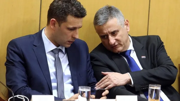 Svi Mostovi ministri stali uz Petrova i glasovali za opoziv predsjednika HDZ-a!