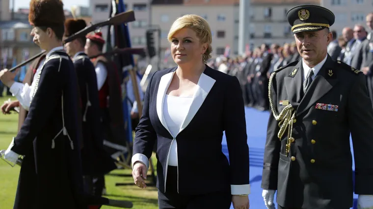 Grabar-Kitarović na Danu Oružanih snaga: Hrvatskoj danas potrebna jedinstvena državna politika