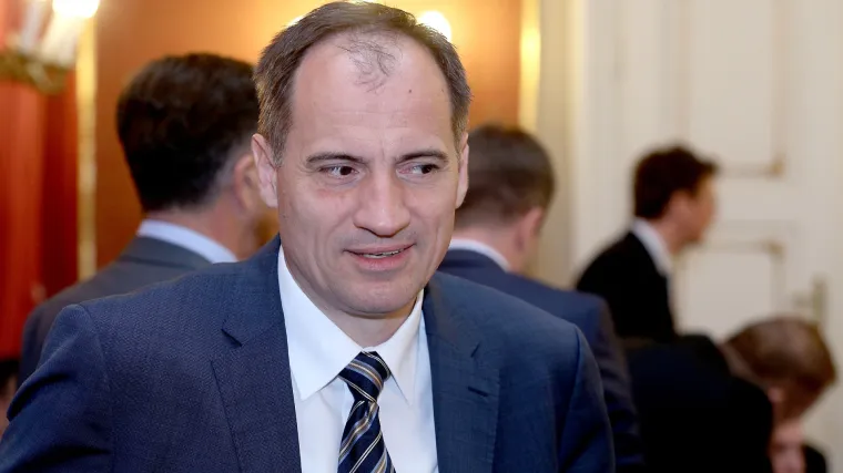 Mostov ministar tvrdi: 'Nismo SDP-ovi pijuni, a nema smisla da Vlada bude talac jednog čovjeka'