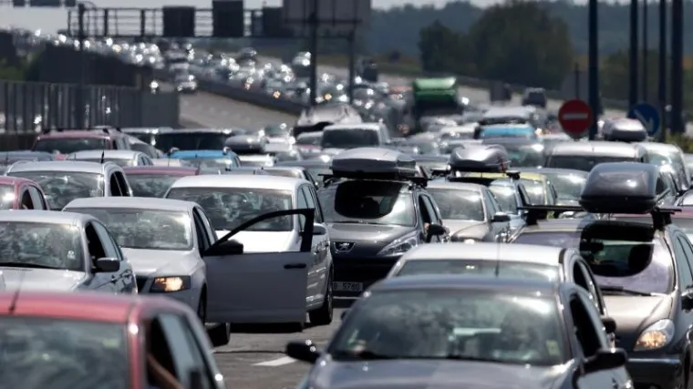 Kraj produljenog vikenda donio nove gužve: provjerite gdje su kilometarske kolone!