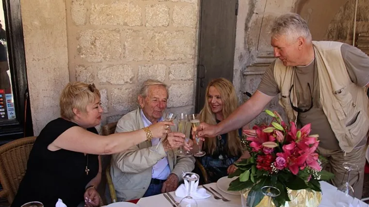 Doajen hrvatskog glumi&scaron;ta Mi&scaron;e Martinović proslavio 90. rođendan