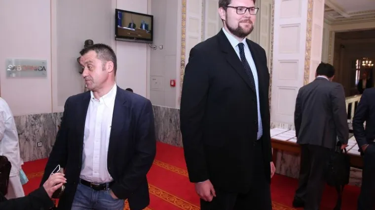 'Htjeli smo pozvati Karamarka da ode, ali Reiner to nije htio čuti'