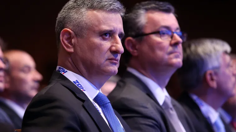 Sve veća nervoza u saborskim hodnicima: naveliko se pregovara, zbraja i oduzima koliko će ih podržati opoziv Karamarka