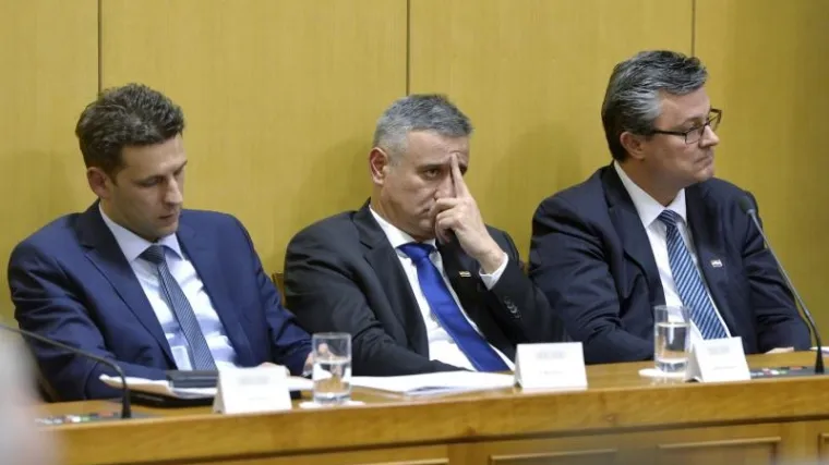 Investitori ne vjeruju Vladi, propalo izdavanje državnih obveznica vrijednih milijardu eura