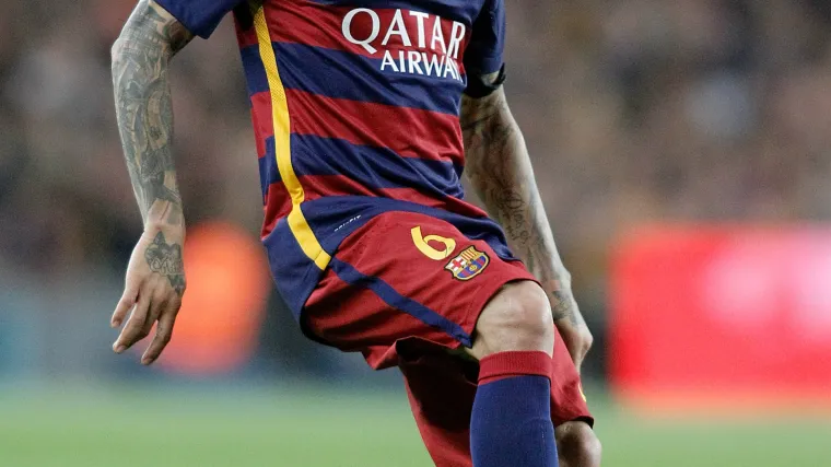 Dani Alves napu&scaron;ta Barcelonu kao slobodan igrač: navodno prelazi u Juventus