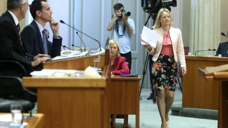 SDP-ovka SE 'ZAKAČILA' S ILČIĆEM: 'Izbacila bih vjeronauk i uvela građanski odgoj u škole'