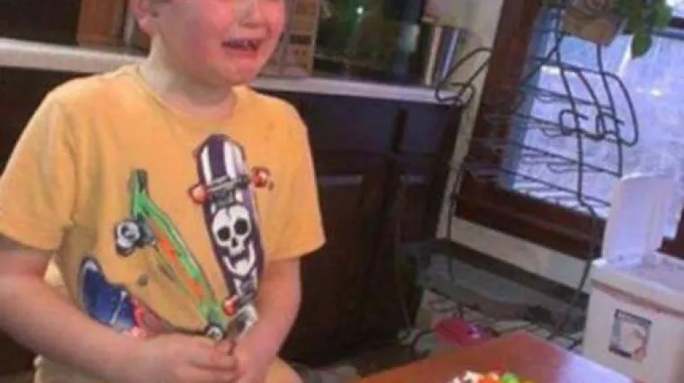 Pa, tko ima srca ovako razočarati sina na rođendan?!