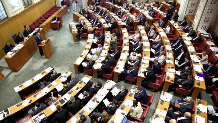 Hrvatski sabor imenovao ovih 10 ustavnih sudaca