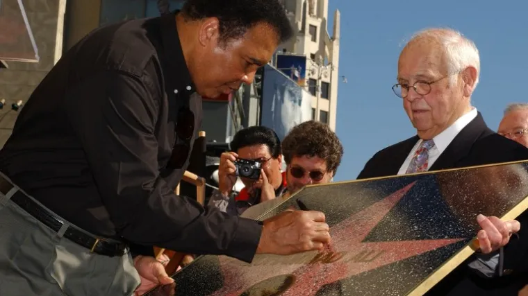 Ovo razlog zbog kojeg je Muhammad Ali odbio zvijezdu na &Scaron;etali&scaron;tu slavnih u Hollywoodu?