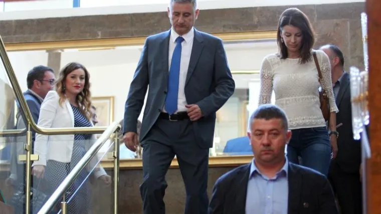 Bilo je povi&scaron;enih tonova, do&scaron;lo je i do sukoba Brkića i Karamarka