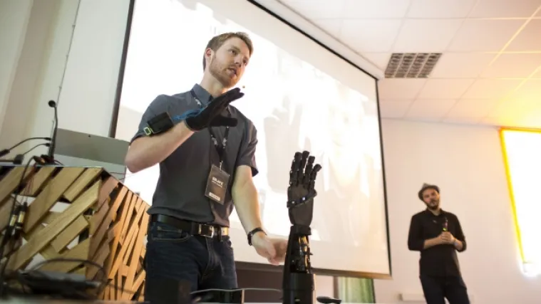 Upoznajte klinca koji je sa samo 19 godina ozbiljno promijenio svijet